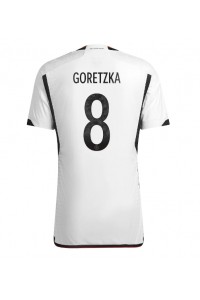 Tyskland Leon Goretzka #8 Fotballdrakt Hjemme Klær VM 2022 Korte ermer
